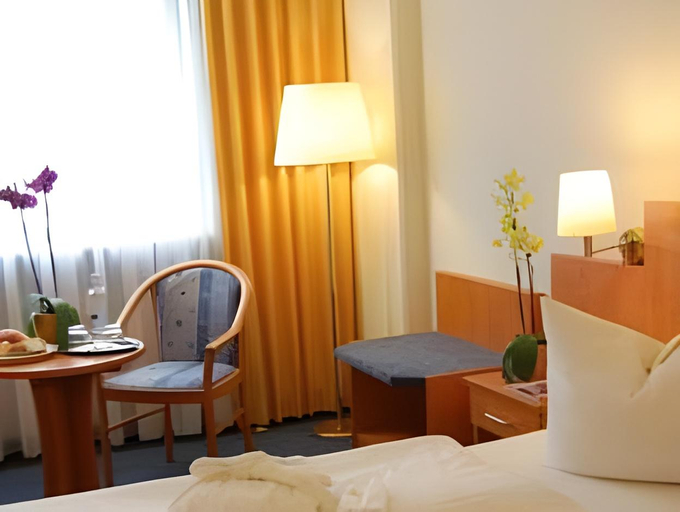 Bedroom 15