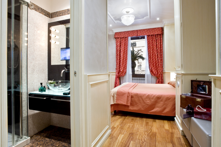 Bedroom 3, De Luxe Inn 6 Guest House, Rome