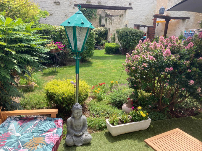 Others 3, la detente de neuilly, Yonne