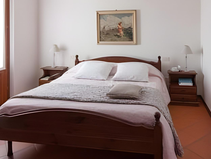 Bedroom 18