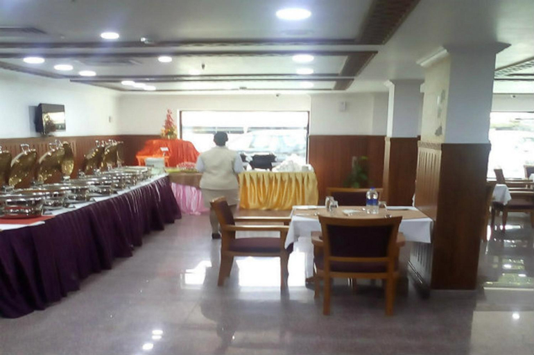 Food & Drinks 5, SPS Kingsway, Thiruvananthapuram