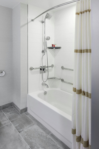 Bathroom 5, Marriott Birmingham, Jefferson