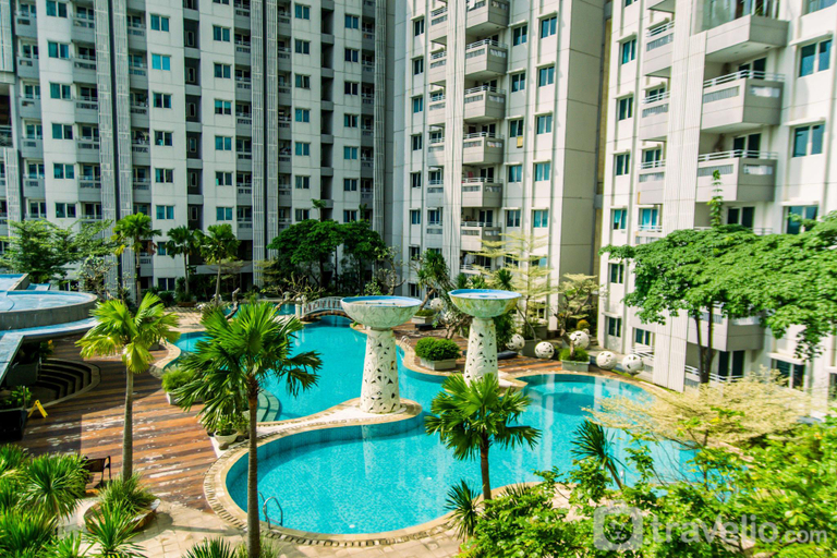 Stunning and Comfy 2BR at Sky Terrace By Travelio, West Jakarta