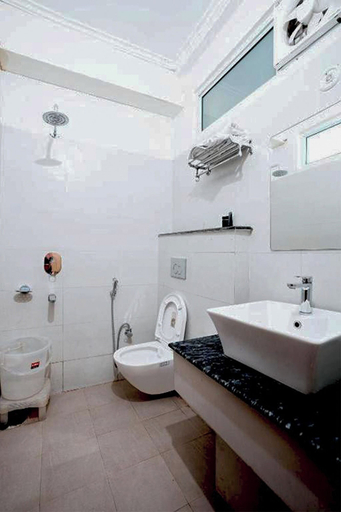 Bathroom 4, Hotel The 7 Seas, Garhwal