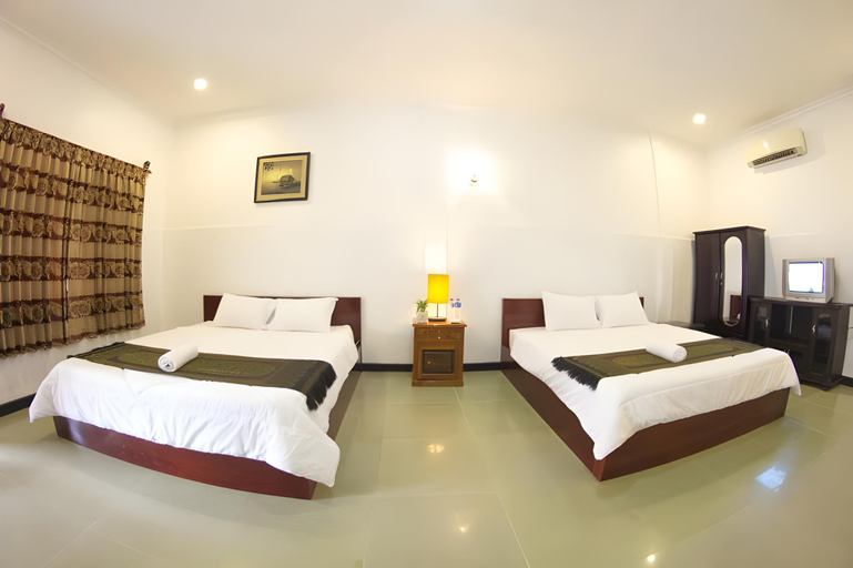 Bedroom 13