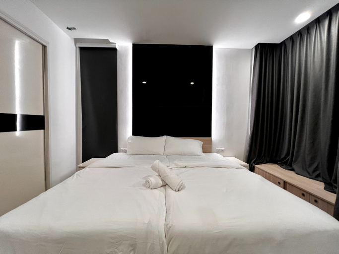 Bedroom 18