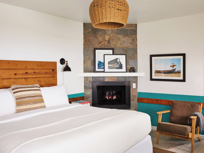Bedroom 3, Cambria Beach Lodge, San Luis Obispo