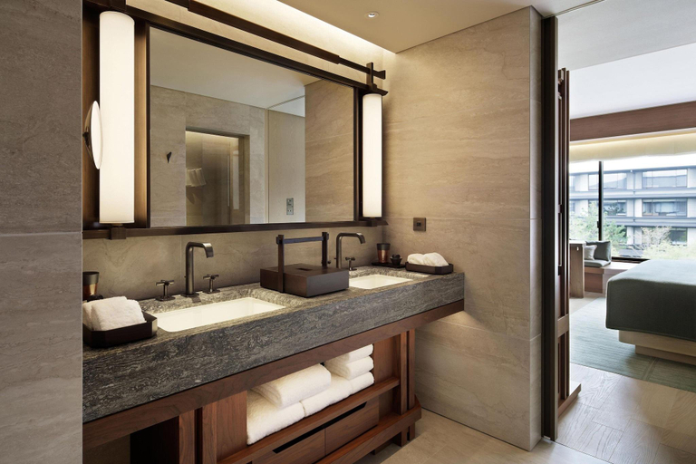 Bathroom 23