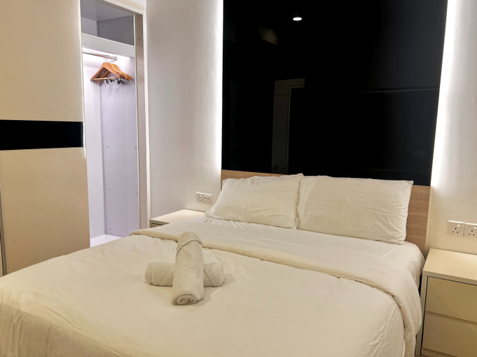 Bedroom 12