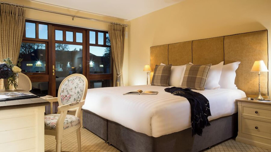 Bedroom 3, The Lodges at Kilkea Castle