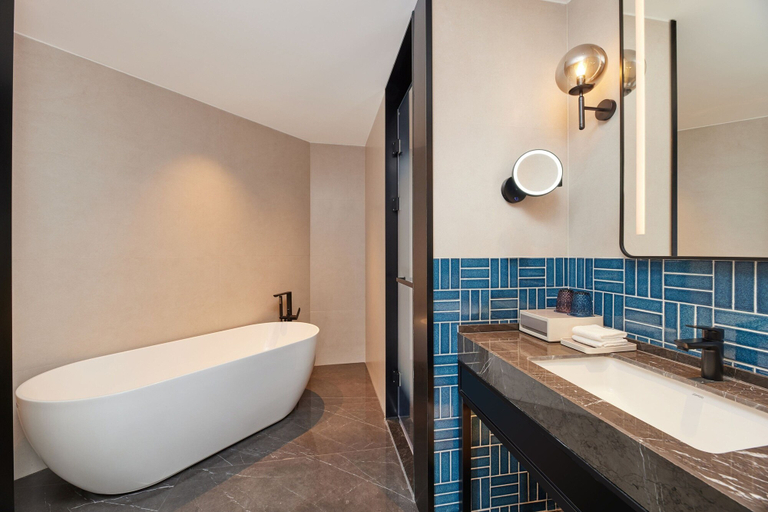 Bathroom 5, Four Points by Sheraton Dali, Erhai, Dali Bai