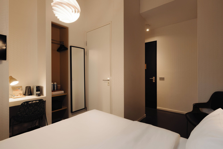 Bedroom 3, Hotel V Frederiksplein, Amsterdam