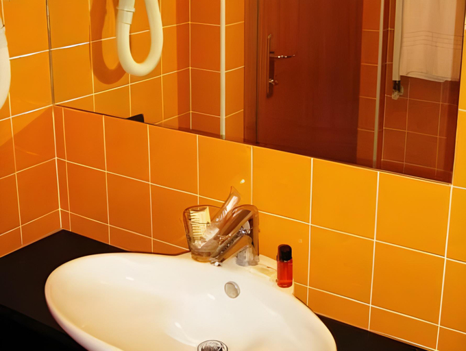 Bathroom 3