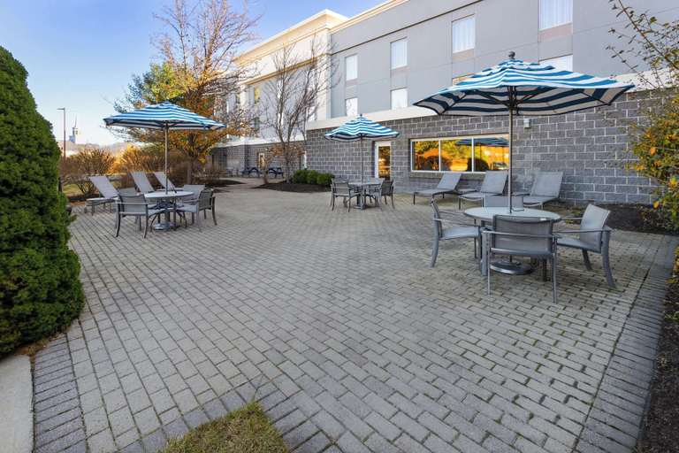 Food & Drinks 4, Hampton Inn & Suites Wells-Ogunquit, York