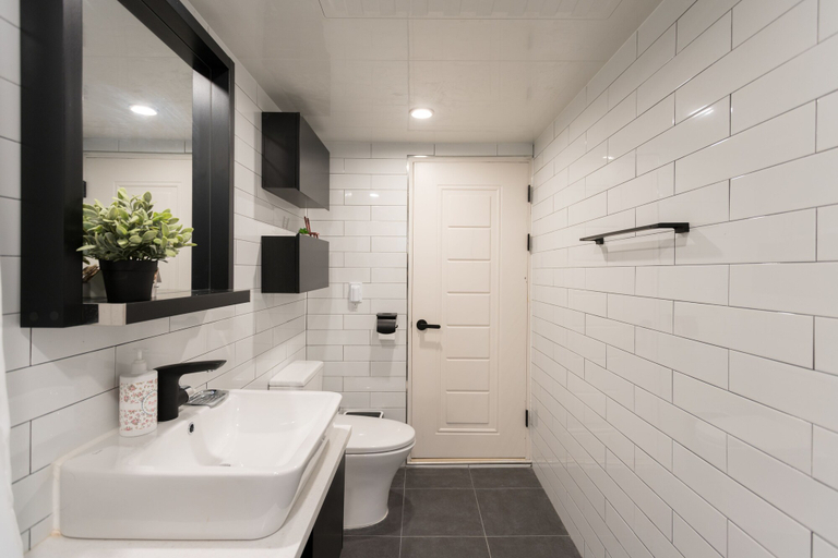 Bathroom 3, The Blossom Yeonnam Guesthouse, Mapo