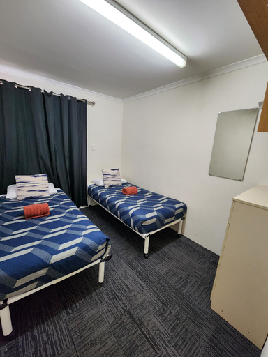Bedroom 16