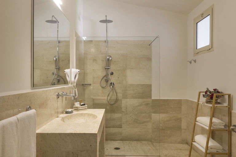 Bathroom 5, Grand Hotel in Porto Cervo, Olbia-Tempio