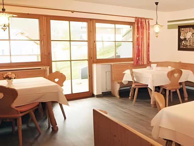 Food & Drinks 3, Haus Alpenecho, Bregenz
