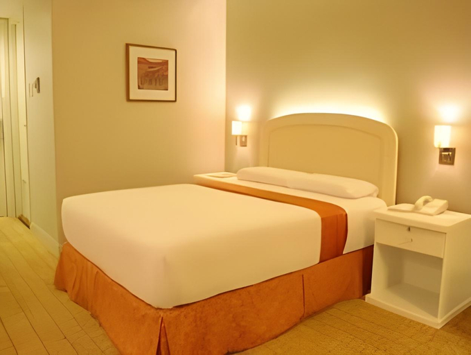 Bedroom 18