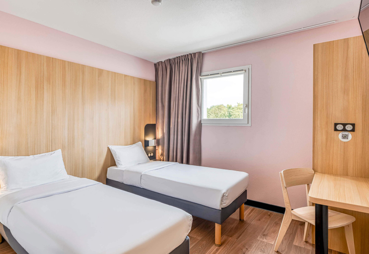 Bedroom 3, B&B HOTEL Bordeaux Mérignac Aéroport, Gironde