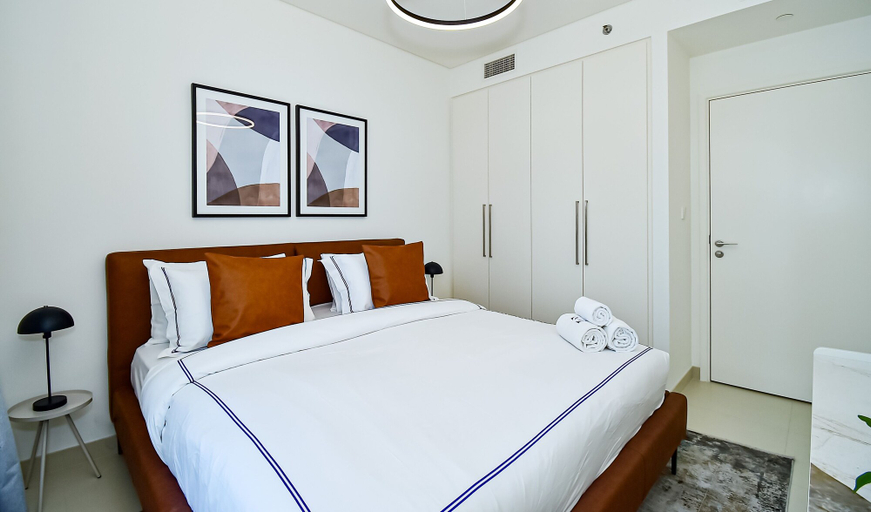 Bedroom, 2bedroom Apt in Burj Crown, Dubai
