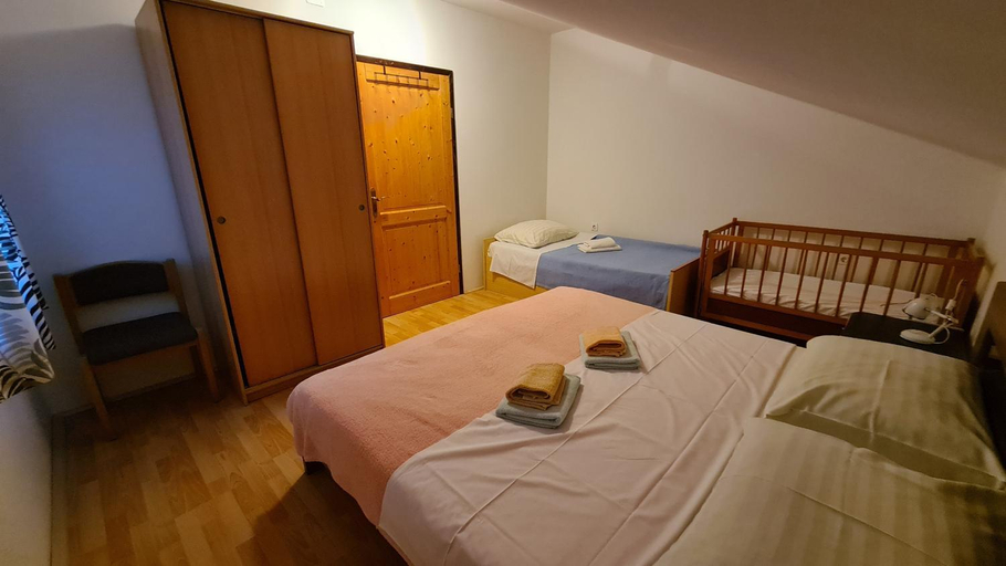 Others 2, Apartmani Gogic, Šibenik