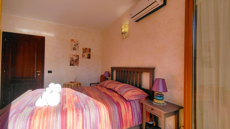 Bedroom 2, La Grotta Delle Fate, Sassari