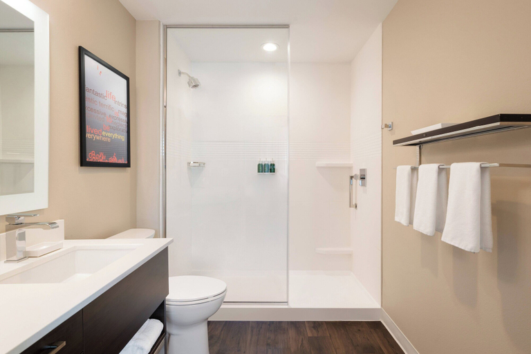 Bathroom 4, TownePlace Suites by Marriott Logan, Cache