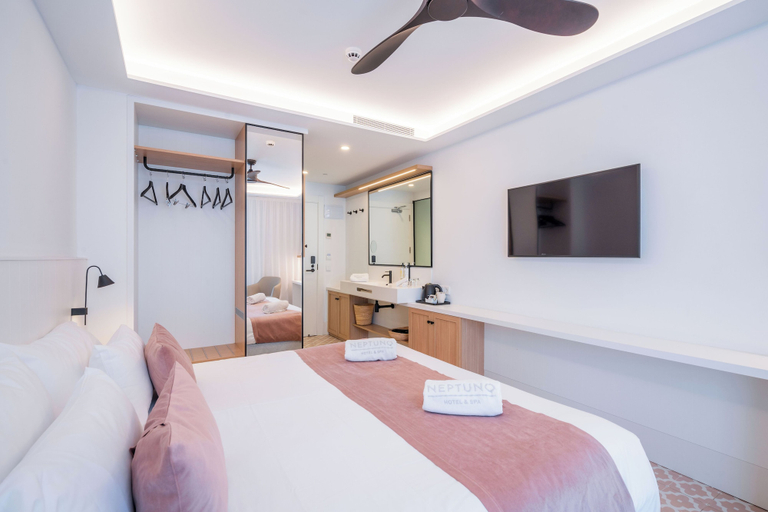 Bedroom 3, Neptuno Hotel & SPA, Barcelona