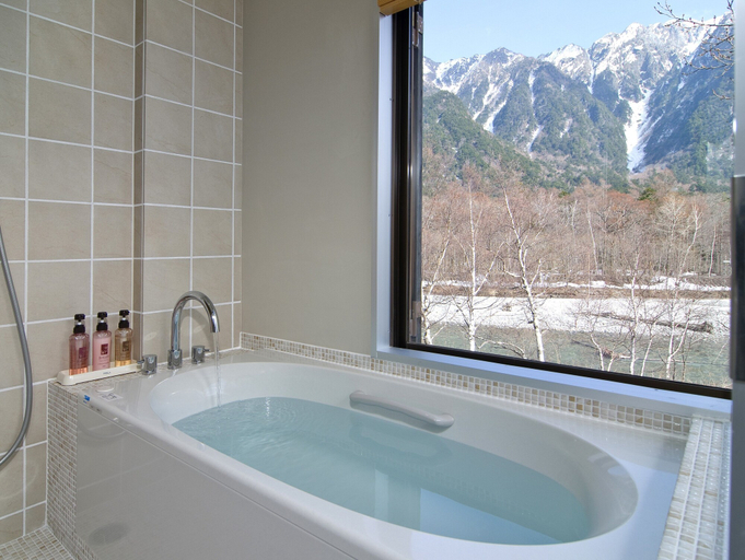 Bathroom 4, Kamikochi Lemeiesta Hotel, Matsumoto