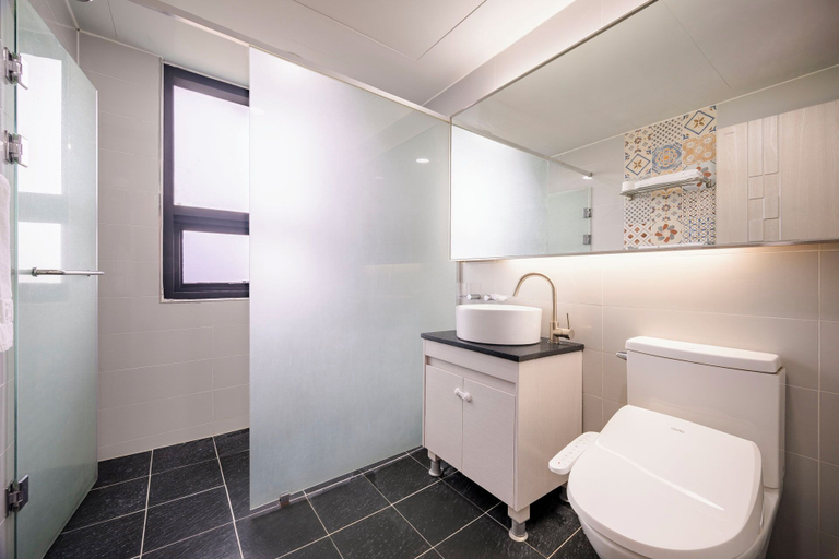 Bathroom 4, Jeju M Resort, Seogwipo