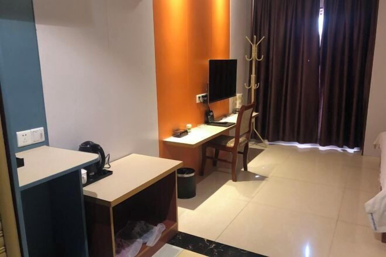 Others 5, Q+ Nanxiong Xinhewan Business Hotel, Shaoguan