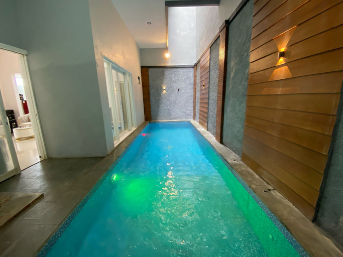 Sport & Beauty 5, Villa Kusuma Pinus M67, Malang