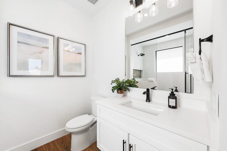Bathroom 3, Las Palmas by beachside Management, Sarasota