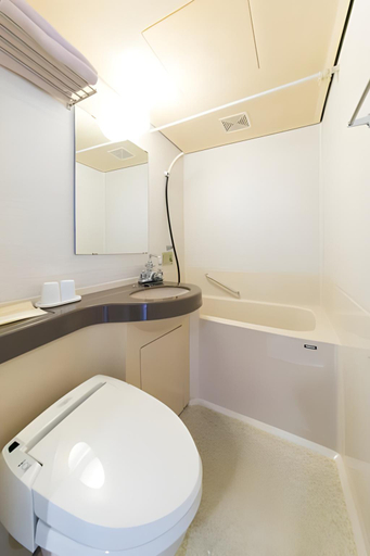 Bathroom 25