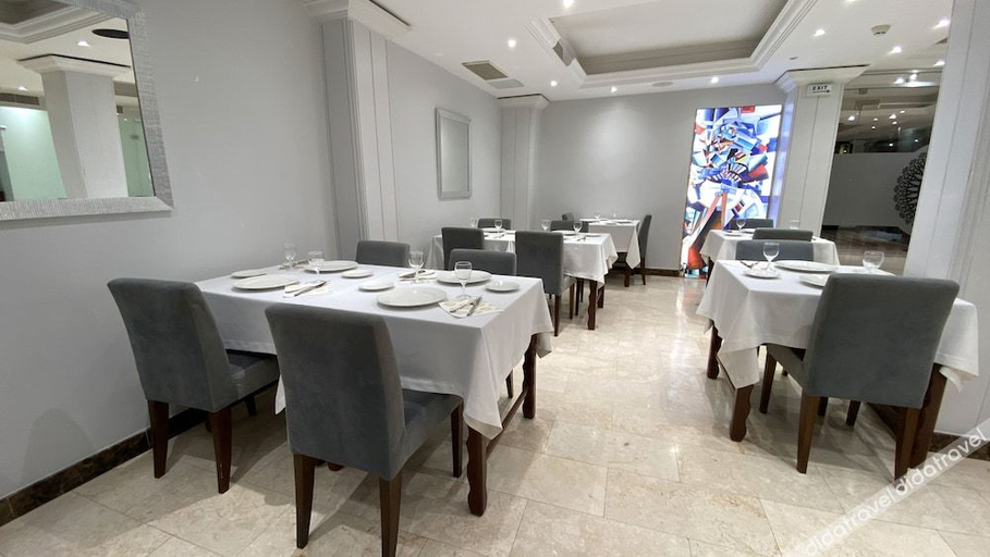 Food & Drinks 4, Hotel Des Beaux Arts, Bouzareah