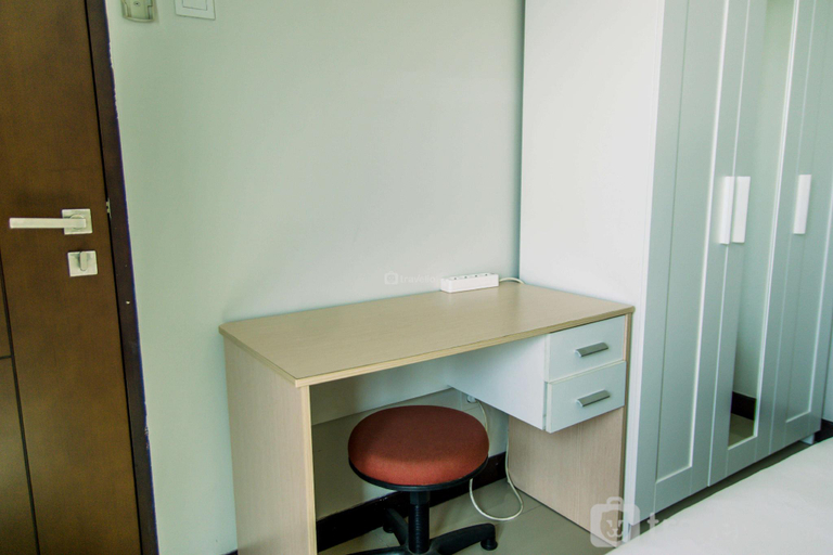 Others 4, Stunning and Comfy 2BR at Sky Terrace By Travelio, West Jakarta