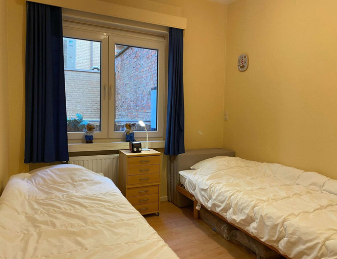 Bedroom 4, Apartment in Nieuwpoort With Views, West-Vlaanderen