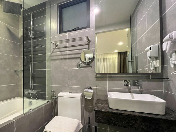 Bathroom 5