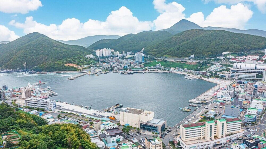 Others 4, Deluxe, Geoje