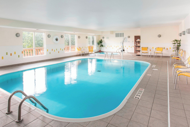 Sport & Beauty 1, Fairfield Inn & Suites by Marriott Branson, Taney