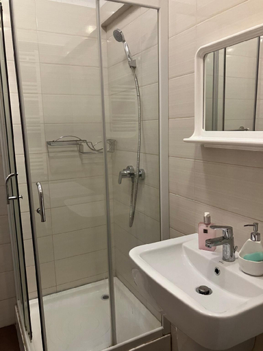 Bathroom 2, Bucuresti City Studio, Municipiul Bucuresti