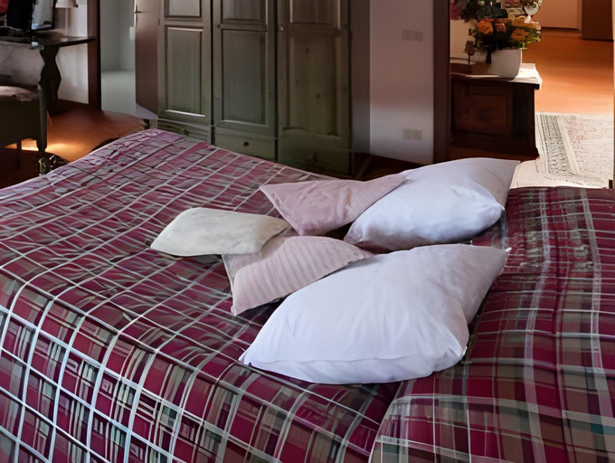 Bedroom 14
