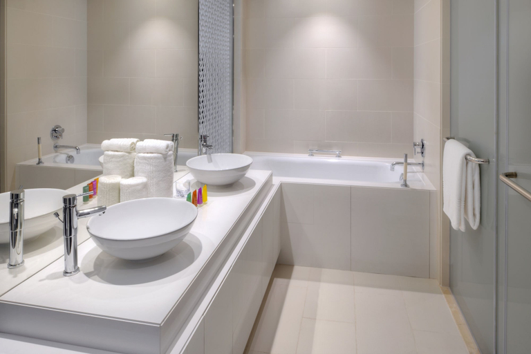 Bathroom 5, Hotel Boulevard, Autograph Collection, Dubai