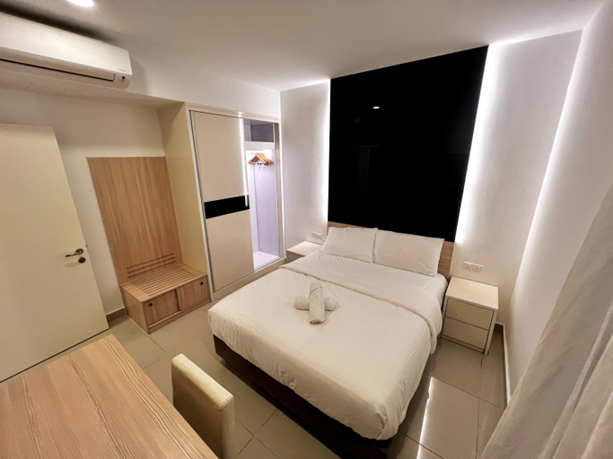 Bedroom 23