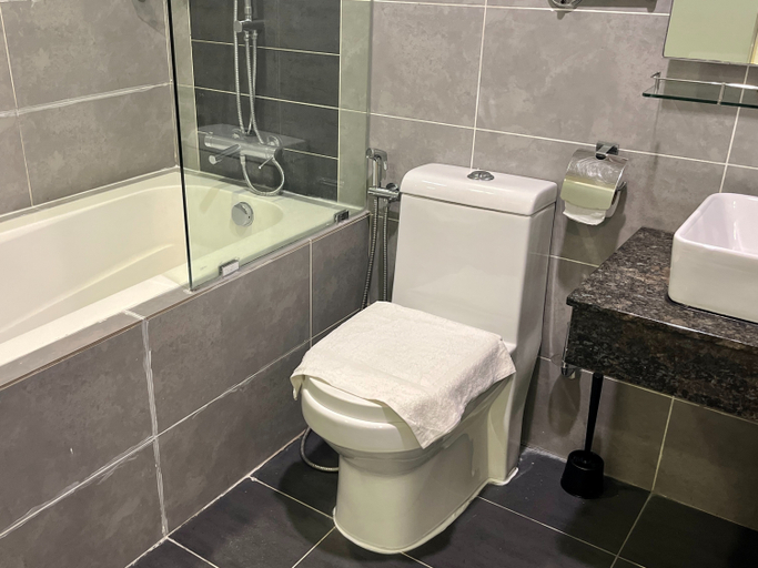 Bathroom 3