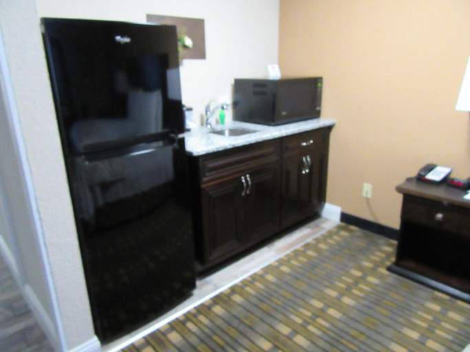 4, The Lodge at Headwaters, Oneida
