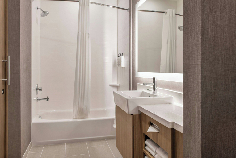 Bathroom 4, SpringHill Suites by Marriott Phoenix West/Avondale, Maricopa