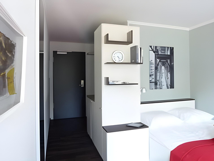Bedroom 11