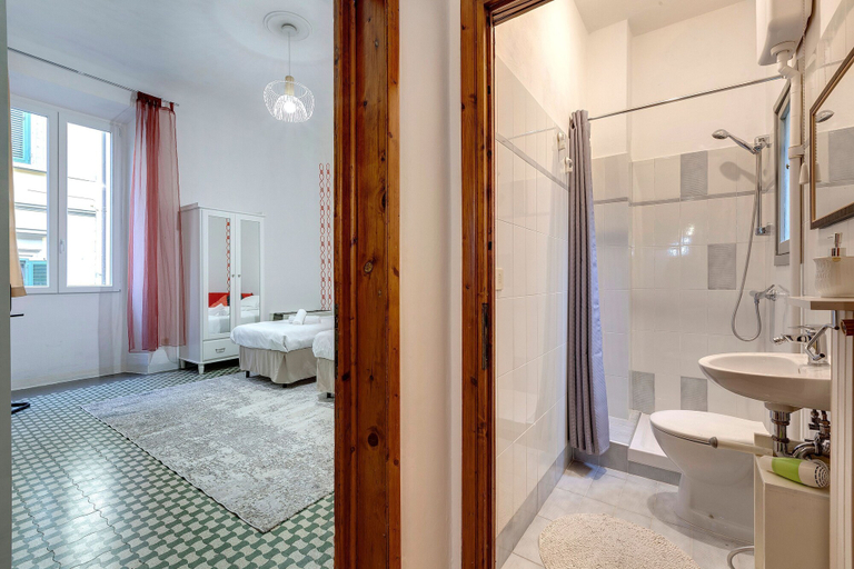 Room 2, Faenza 64 in Firenze, Florence